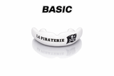 BASIC La Piraterie blanc