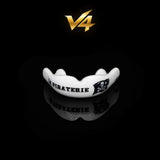 Protège-dents Prochocs Thermo-Pro V4 La Piraterie blanc